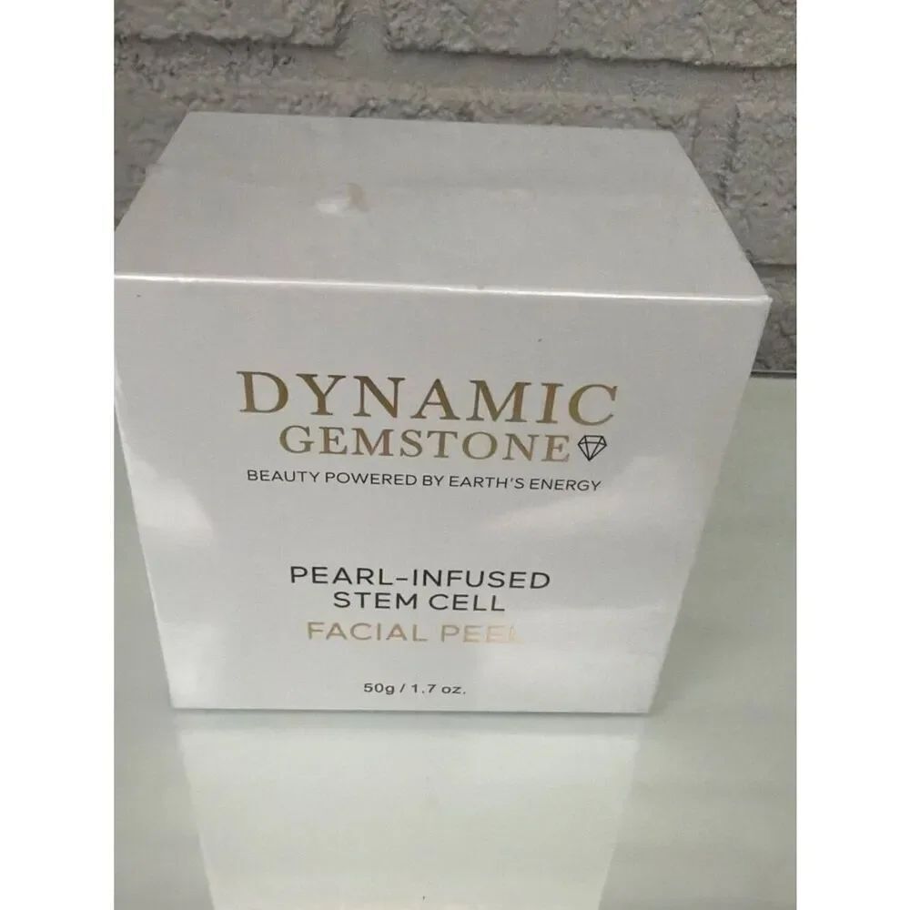 Dynamic Gemstone Pearl-Infused Stem Cell Facial Peel - Picture 2 of 3
